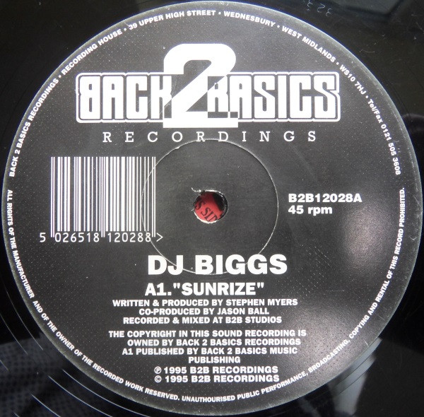 Sunrize / The Hunter by DJ Biggs - 12", UK. 1995. Electronic/Drum n Bass Very Good Plus (VG+) Very Good (VG) - vinyl For Sale in Nottingham. - 3