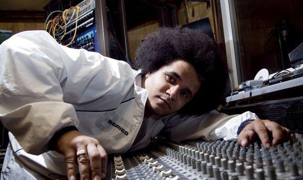 Bizzy-B* image for track 16 Track Ting 3