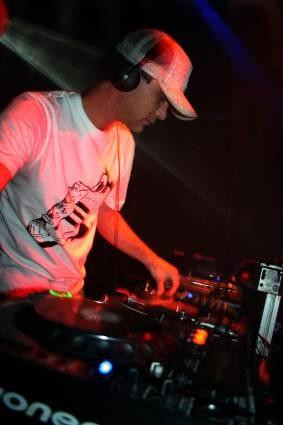 Majistrate / Sensai image for track Imagining Things (DJ Sly Rmx) / Spawn 3