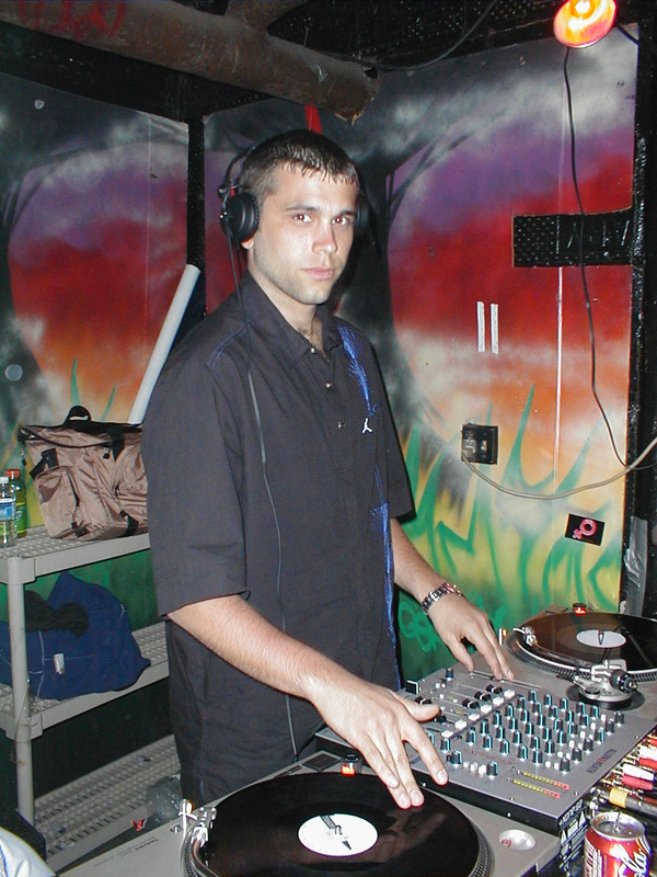 Twisted Individual image for track Bangkok 2