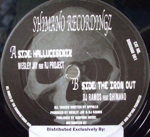 Hallucegenix / The Iron Out by Appollo - 12", UK. 2001. Electronic/Breakbeat, Breaks, UK Garage Very Good (VG) Generic vinyl Nottingham.