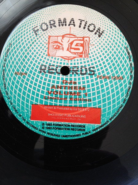 Total Kaos E.P. by Jungle House Crew - 12", EP, M/Print, UK. 1992. Electronic/Breakbeat, Hardcore, Jungle Very Good (VG) Very Good Plus (VG+) vinyl Nottingham.